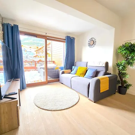 New - Spacious - Private Garage *